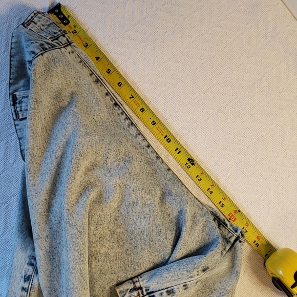 JORDACHE Vtg Acid wash Jean Shorts Pleated High Waist 7/8- Missing buttons 25" W - Picture 12 of 13